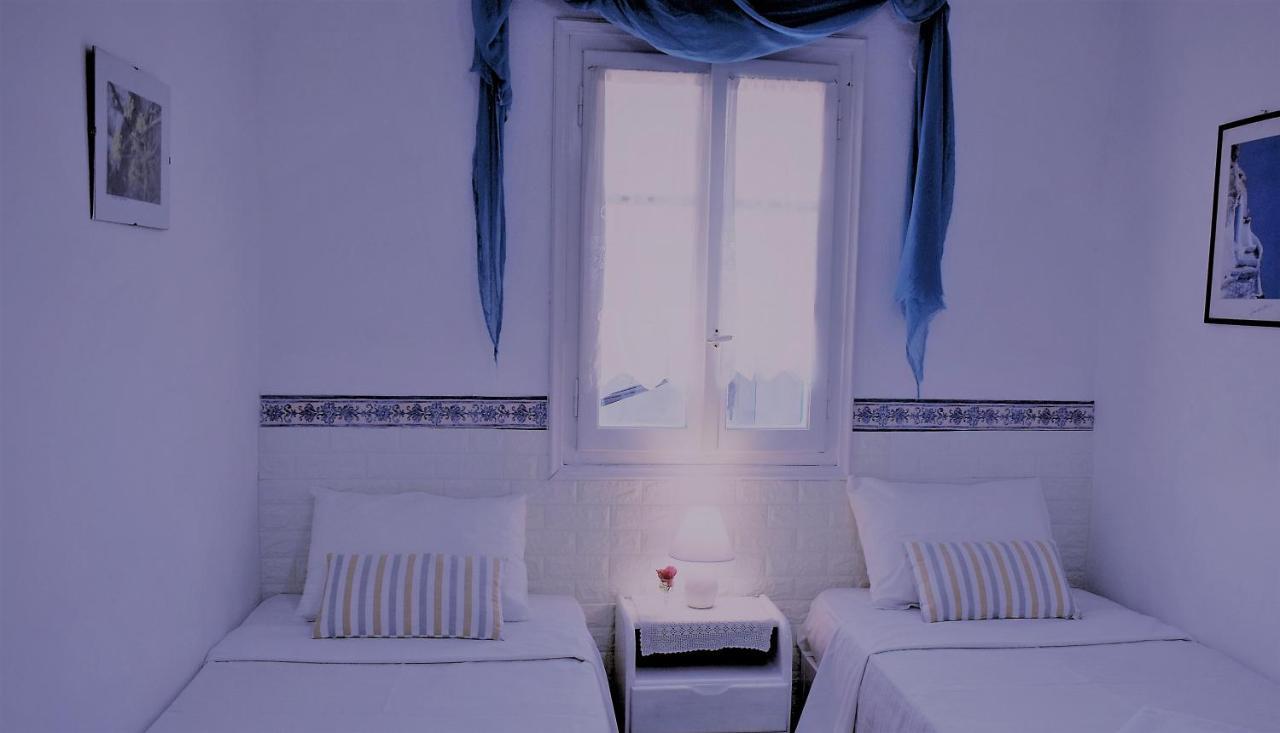 Angeliki Pension Katapola Bagian luar foto