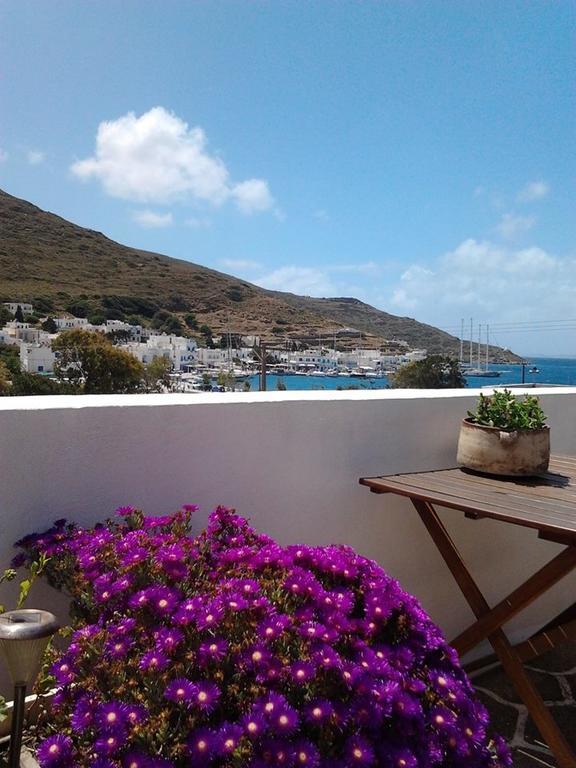 Angeliki Pension Katapola Bagian luar foto