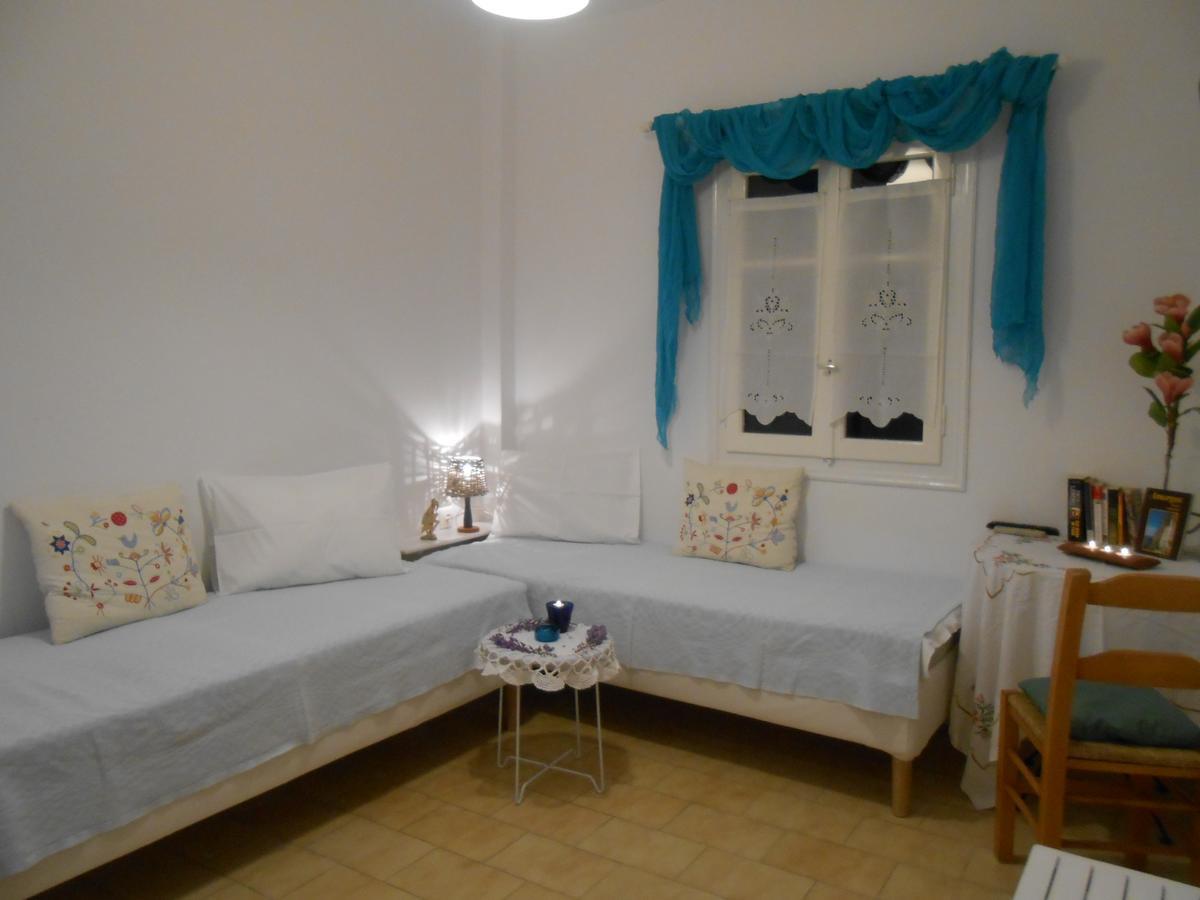 Angeliki Pension Katapola Bagian luar foto