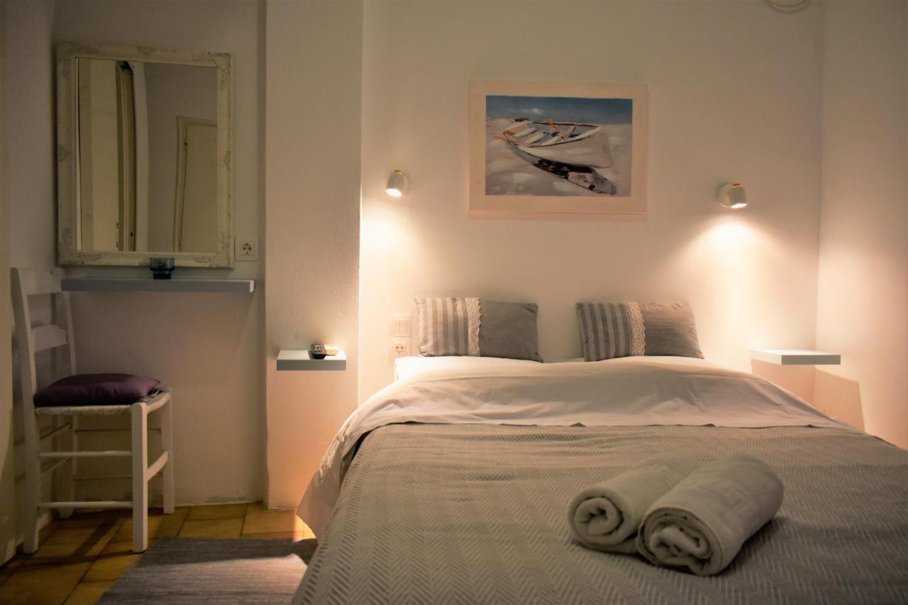 Angeliki Pension Katapola Bagian luar foto